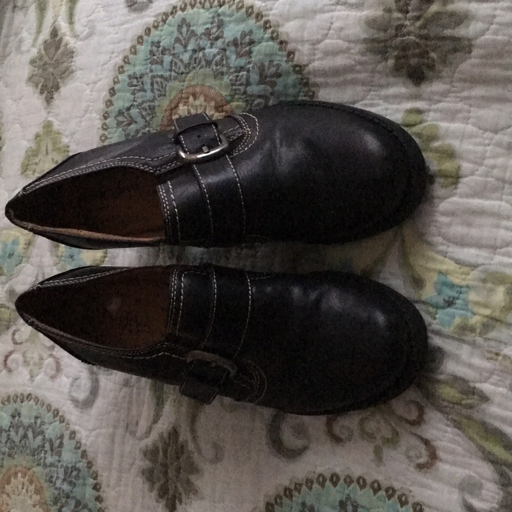 Natural Soul shoes by Naturalizers